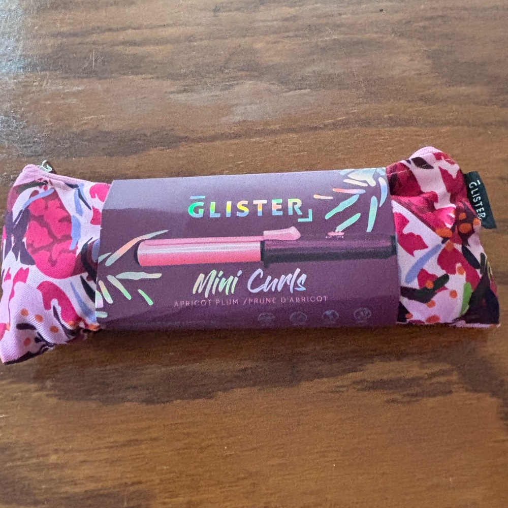 💁🏼‍♀️Glister Mini Curls Travel Curling Wand with Pouch - Picture 6 of 8